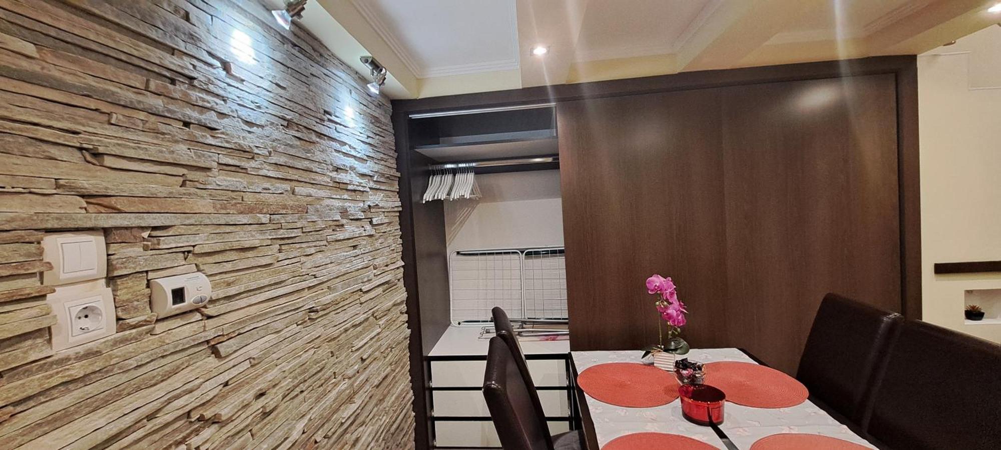 Szandi Belvarosi Apartman Szeged Ngoại thất bức ảnh