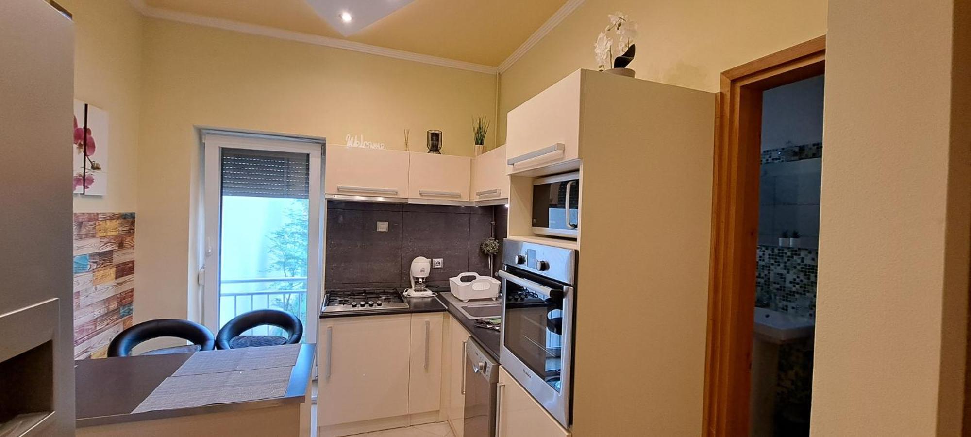Szandi Belvarosi Apartman Szeged Ngoại thất bức ảnh
