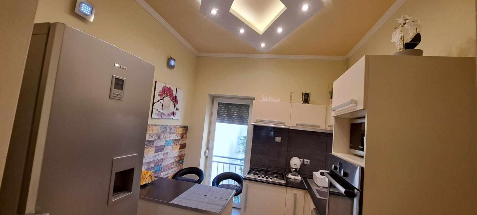Szandi Belvarosi Apartman Szeged Ngoại thất bức ảnh